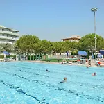 1 Bedroom Awesome In *