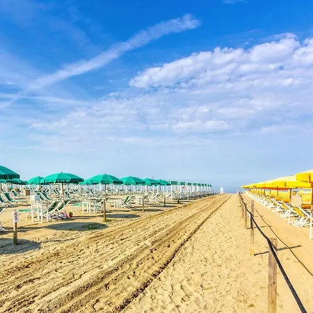 1 Bedroom Awesome In Appartement Bibione